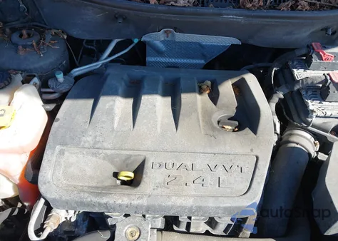 2014 Jeep Compass Latitude z USA, uszkodzony, nr VIN 1C4NJDEB6ED547021